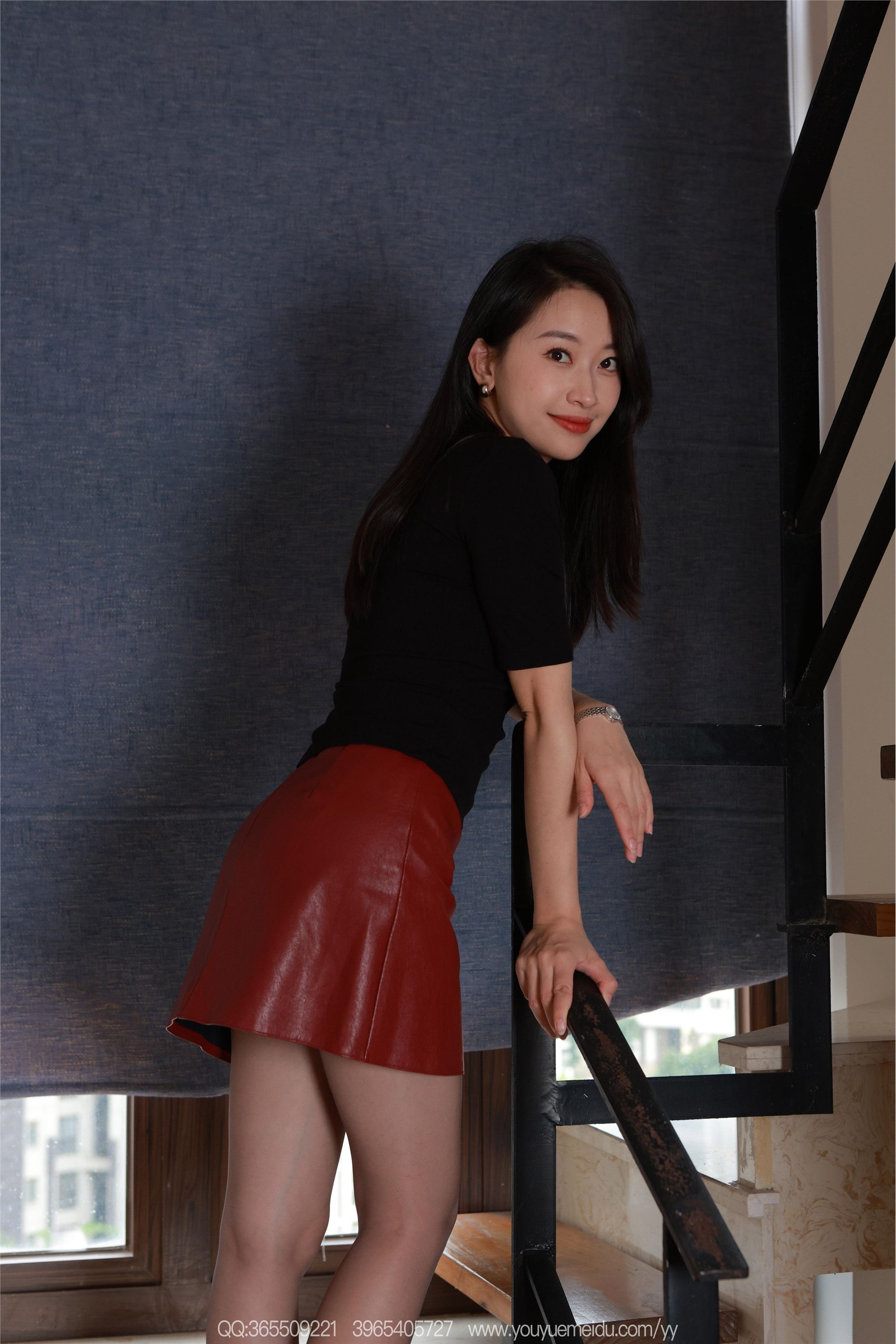 IESS异思趣向  2025.11.12 丝享家 2208 小婕《红色小皮裙》